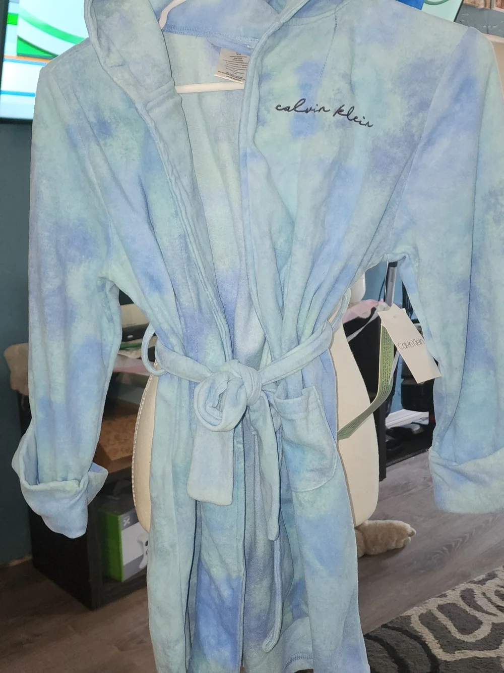 Calvin Klein Plush Tie-Dye Blue Bathrobe Boys/Girls Sz7/8 NWT